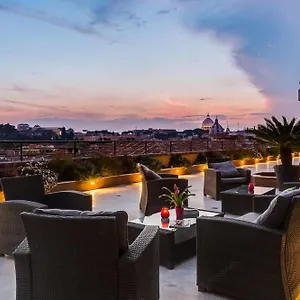 Navona Queen Rooftop Гостевой дом